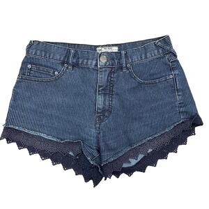 Free People Blue Stripe Lace Trim Denim‎ Jean Shorts Size 25 Girly Romantic